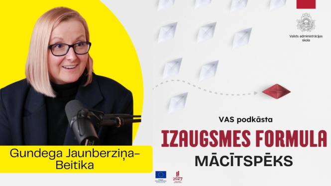 Kreisajā attēla pusē ir LATAK direktores foto, momentuzņēmums no intervijas (skaista sieviete, blondi mati, smaida), labajā pusē VAS logo un intervijas nosaukums