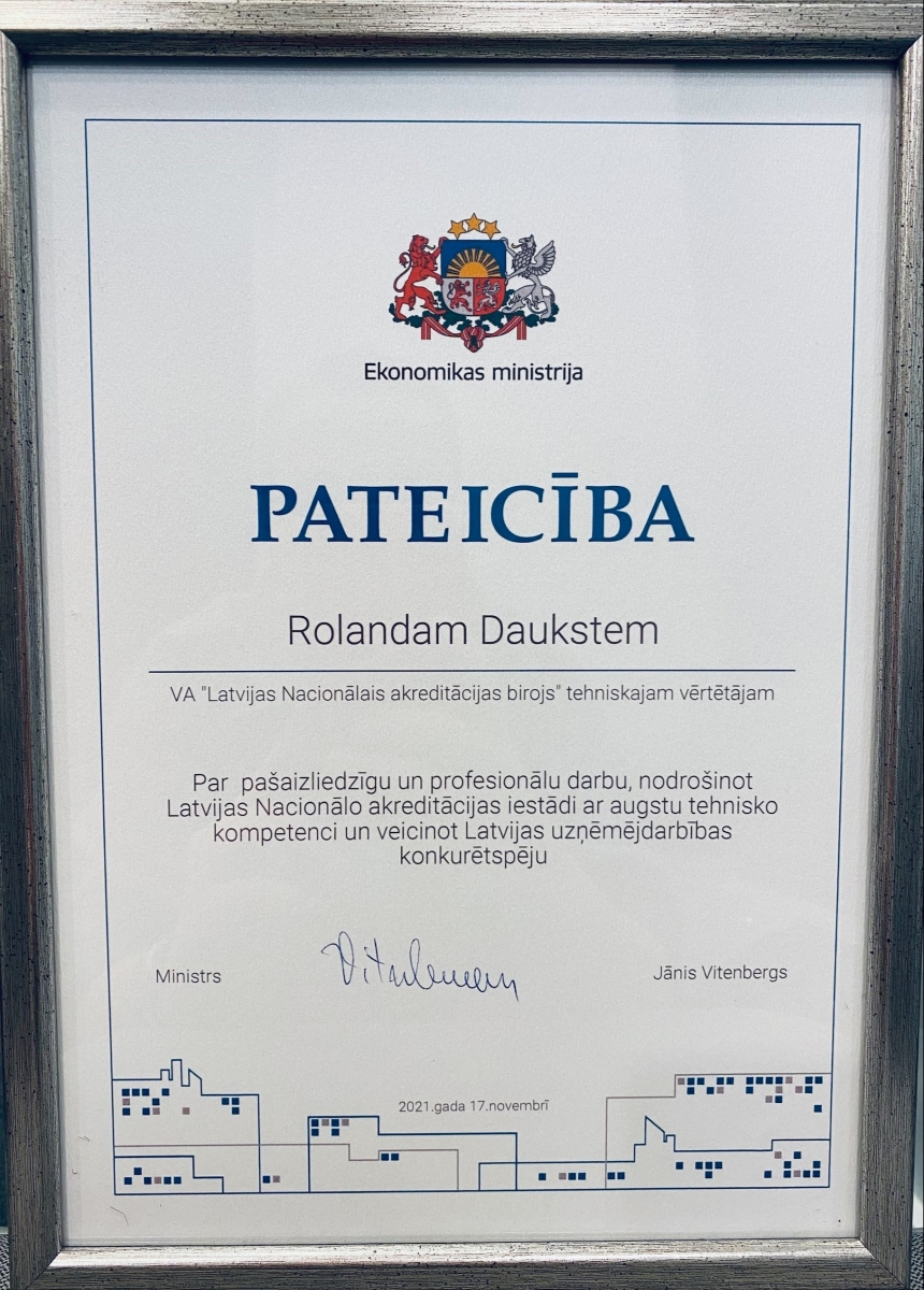 Pateicība Rolandam Daukstem